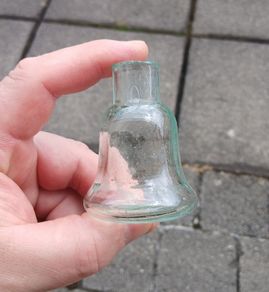 Bell ink bottle