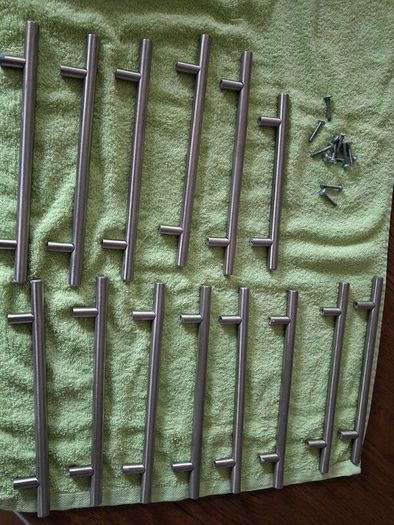 Kitchen Unit  Handles