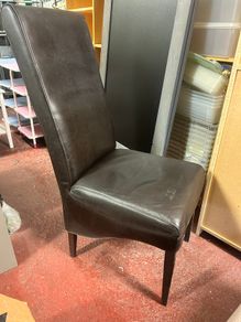 4xLeather dining chairs