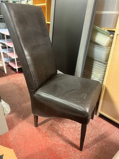 4xLeather dining chairs