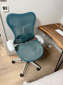 Herman Miller Mirra 2, Fully Loaded, Turquoise/White, Genuine