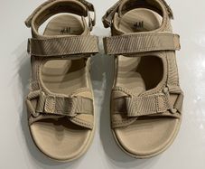 H&M Boys Sandals (UK13 Junior)