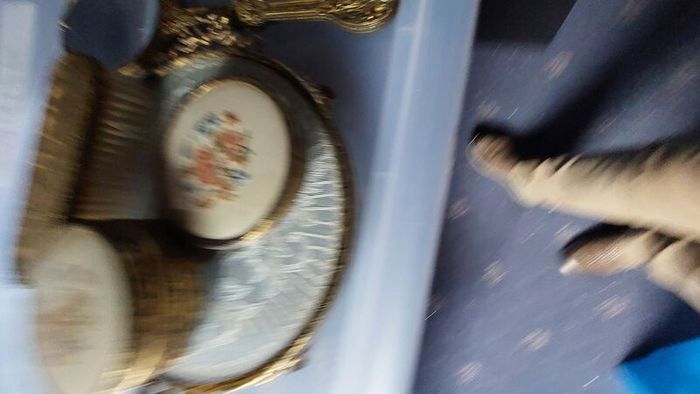 Antique dressing table set