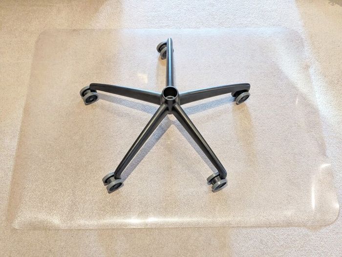 Small transparent PVC chair mat for hardwood floors 120cm x 90cm (47in x 35in)