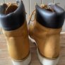 Timberland boots women's tan colour size 3 Image 3