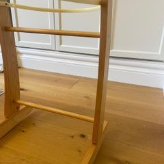 Basinette Stand