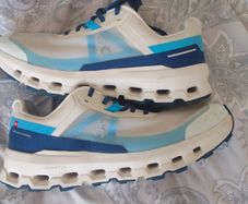 Runners men's on cloud spotless runners