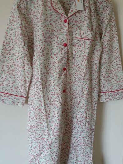 Nightshirt (size S) New with tags