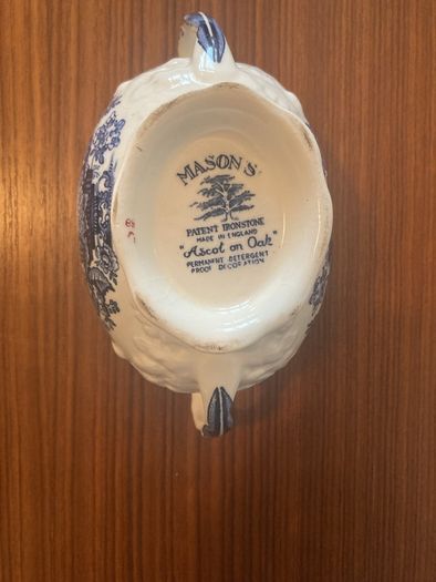 Mason "Ascot in Oak/Hanging Basket" Vintage China Lidded Sugar Bowl