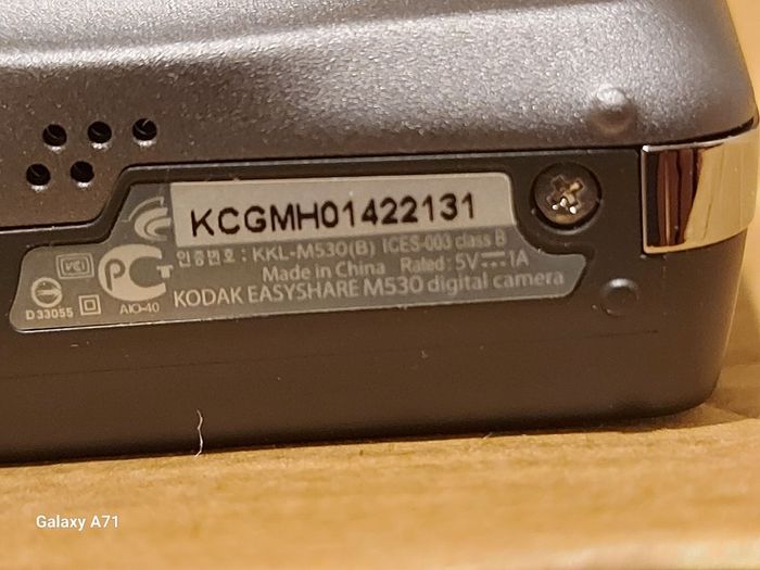 Kodak Easyshare M530 12 MP Digital Camera with 3x Wide Angle Optical Zoom and 2.7-Inch LCD