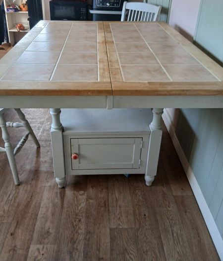 Table and 4 Chairs