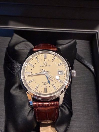 Watch, Grand Seiko SBGM221 Elegance collection