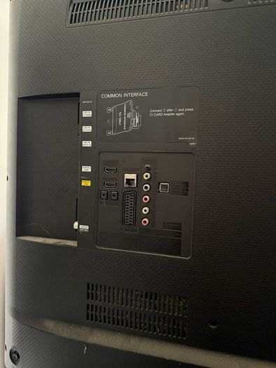 Samsung 48-inch TV (Model: UE48H4200AK)