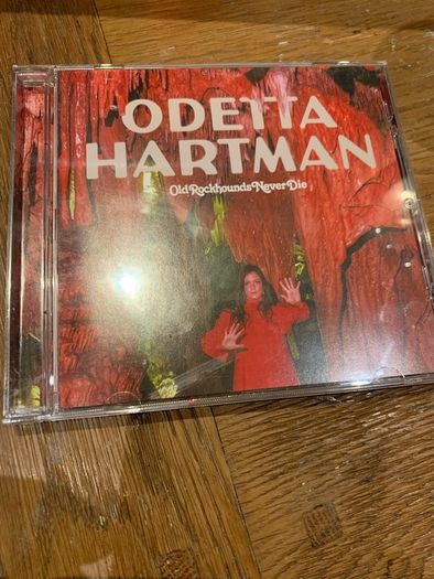 Odetta Hartman - Old Rockhounds Never Die