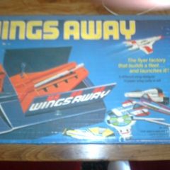 Vintage 1980 Wings Away Matel