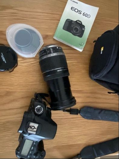 Canon EOS 60d DSLR camera