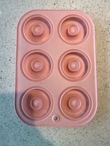 Donut shape silicone cake / baking / ice cube mould