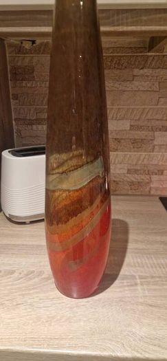Glass vase