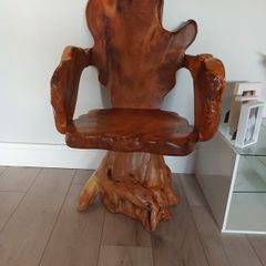 swivel chair