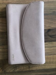 Levis tripping wallet