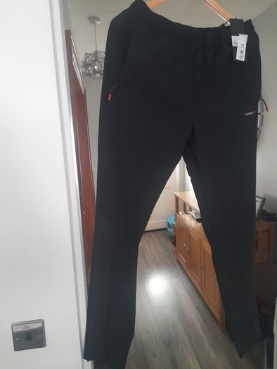 New closure London bottoms medium