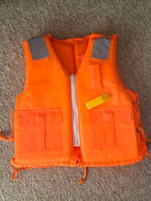 Kids floatie vest / life jacket with whistle for 6-8 years old
