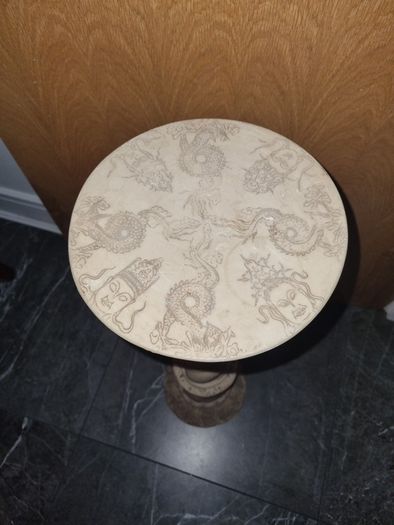 resin pedestal