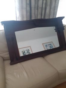 MIRROR Fabulous detail. Excellent condition