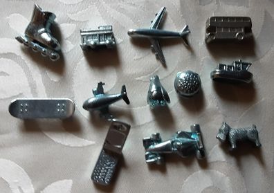 12 x monopoly pieces