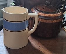 Carrigaline teapot and jug