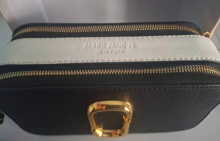 Marc Jacobs bag and Nike Jordan Trainers