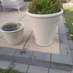 pots