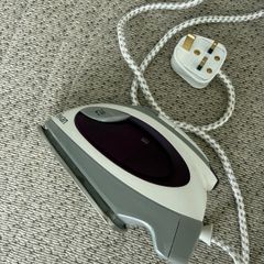 Travel iron