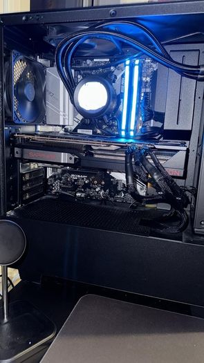 Gaming PC + Peripherals