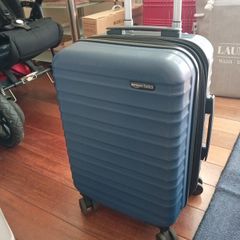 cabin suitcase with extension space, in perfect condition wheels zipps handle working order, almost new, bought for 65 eu in Amazon