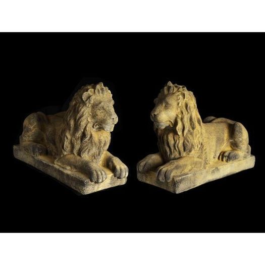 Langport Lions Pair EG029