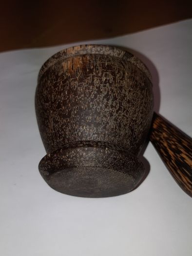 Pestle and mortar palm wood