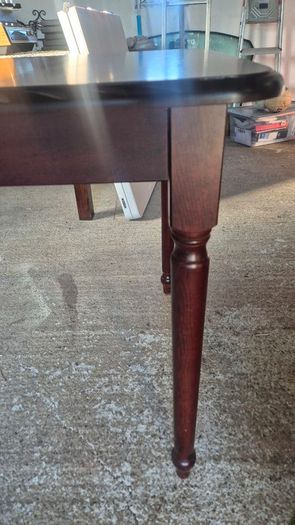 Expanding kitchen table