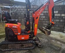 Kubota UB10-3 Mini Digger