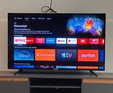 TCL 50 Inch Slim 4K Ultra HD HDR Smart TV (Model: 50P615K) - Perfect Condition+ Ross heavy duty tv wall bracket