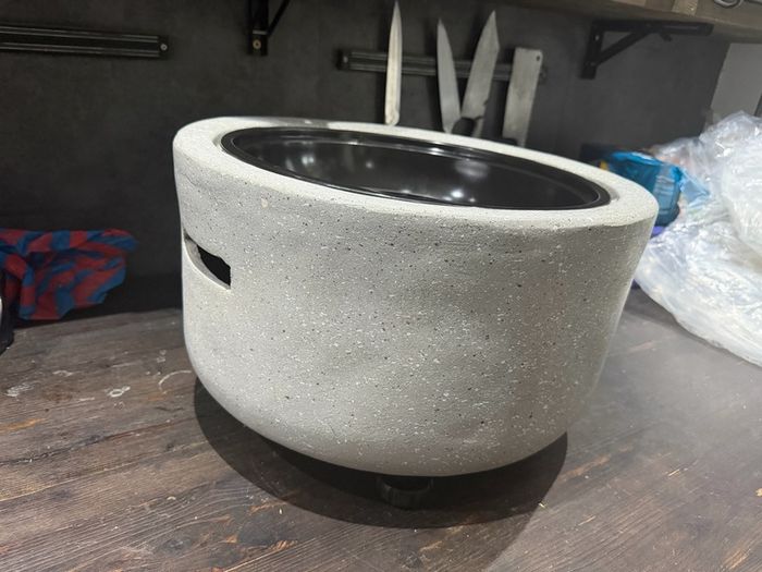 Concrete Firepit, Brand new unused