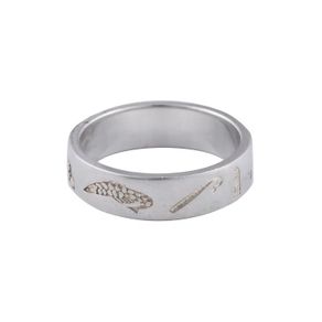 Ladies silver ring: History of Ireland