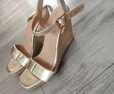 sandal