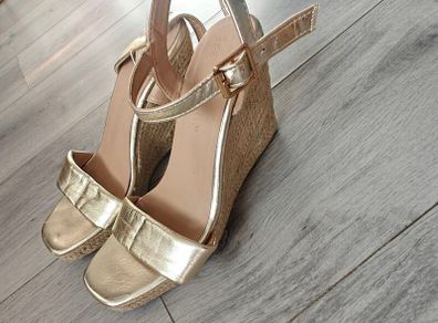 sandal