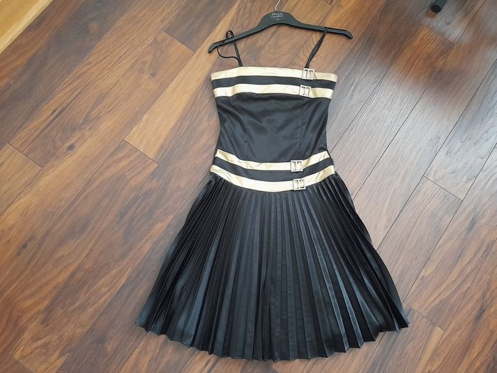 Women's dress Size S