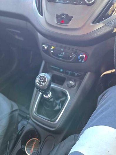 Ford courier