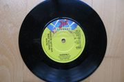 Olivia Newton John with Cliff Richard - Suddenly