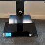 Smart TV 55" + TV Stand. Hitachi Image 3