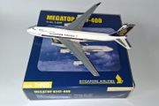 Singapore Airlines 1:400 Scale Megatop 747-400 9V SPG