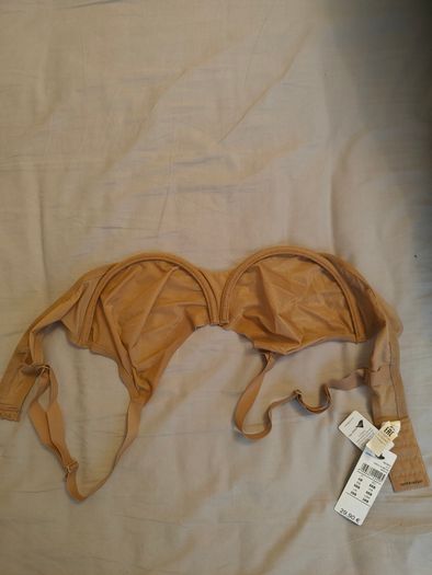 Brand new Intimissimi bra medium beige 85B